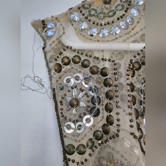 Top - Picture 4 of 6